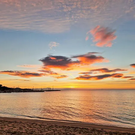 2 Pièces, 4 Couchages - Terrasse, Parking, Proche - - Fr-1-251-543 *