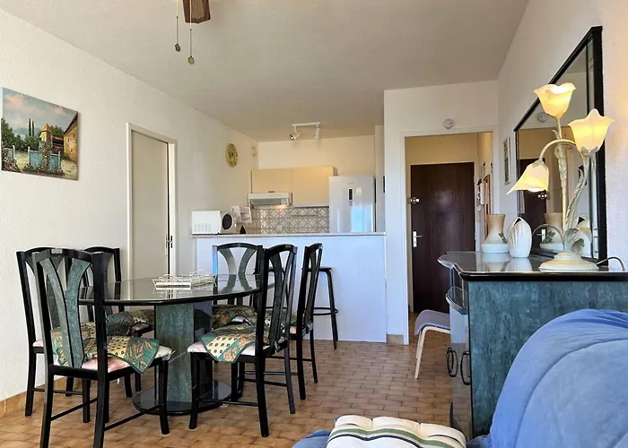 2 Pieces, 4 Couchages - Terrasse, Parking, Proche - - Fr-1-251-543 Apartman