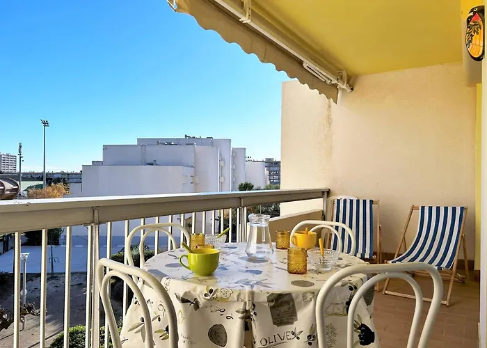 2 Pieces, 4 Couchages - Terrasse, Parking, Proche - - Fr-1-251-543 Le Lavandou