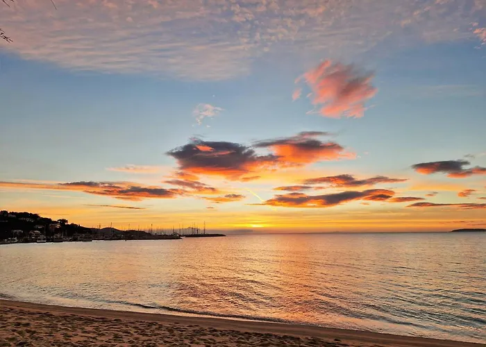 2 Pieces, 4 Couchages - Terrasse, Parking, Proche - - Fr-1-251-543 *